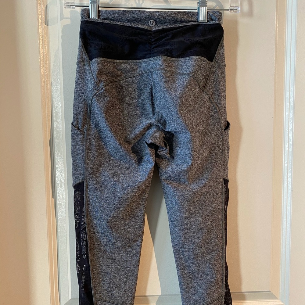 Lululemon crop leggings